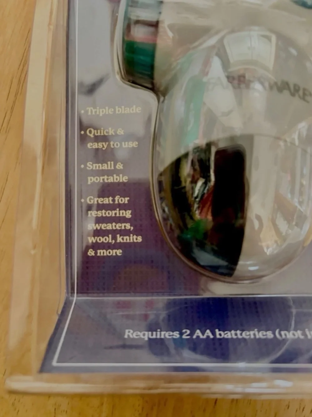 Farberware Fabric Clothes Shaver Removes Fuzz & Lint Pilling Fast Sealed New
